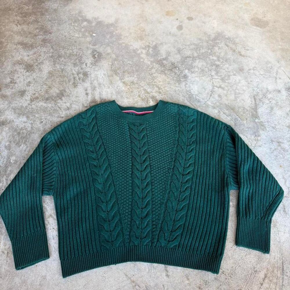Tommy Hilfigure green knit sweater